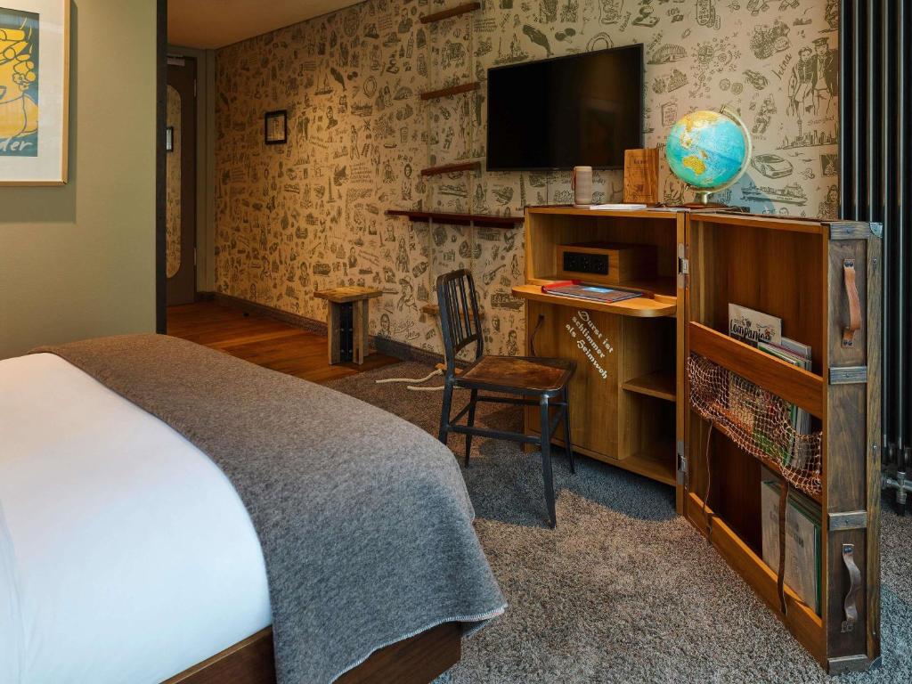 25hours Hotel Hamburg HafenCity - Resim 12