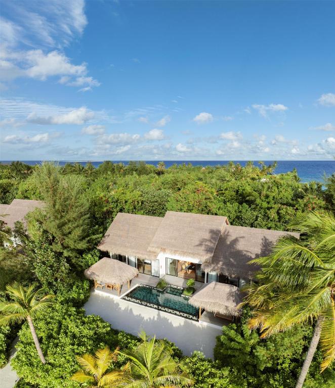 Hilton Maldives Amingiri Resort & Spa - 19