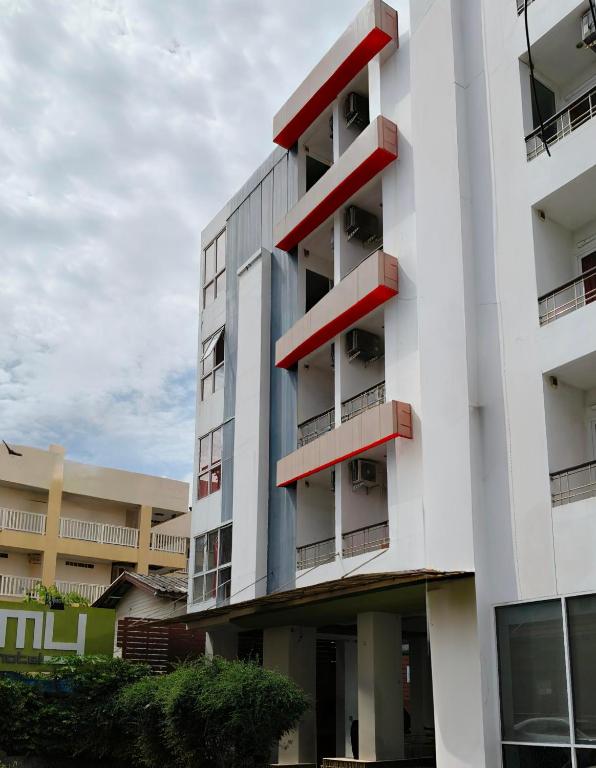 My Hotel Phuket - Resim 43