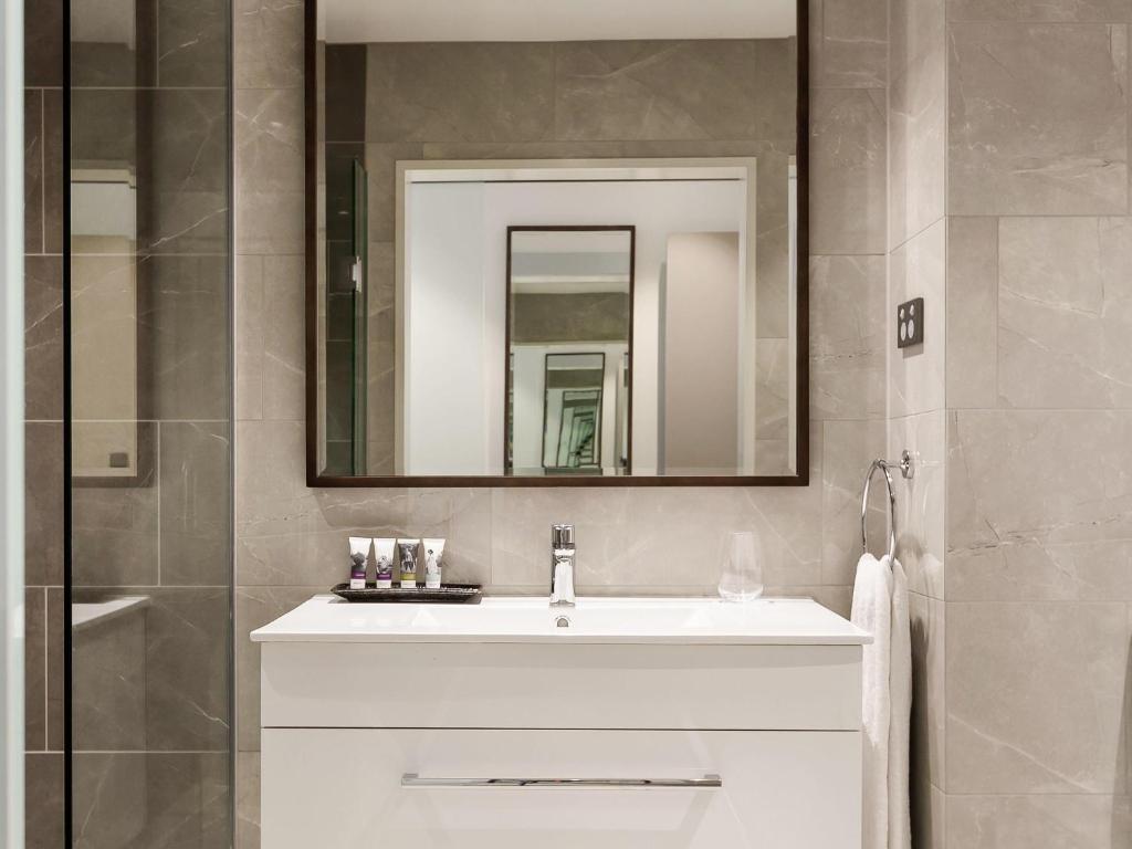 Mercure Auckland Queen Street - Resim 23