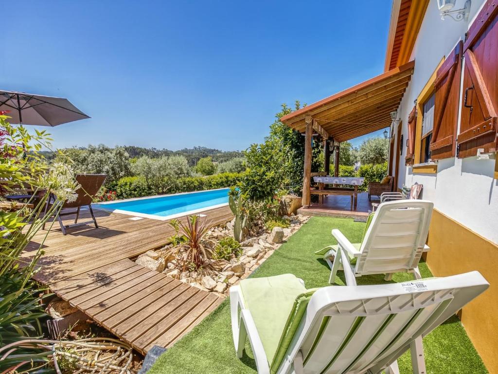 Πισίνα στο ή κοντά στο Carcavelos Villa with Pool