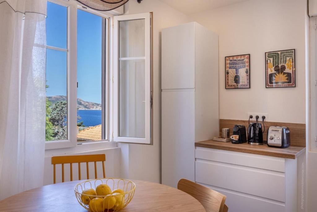 Η κουζίνα ή μικρή κουζίνα στο Casa Félicie