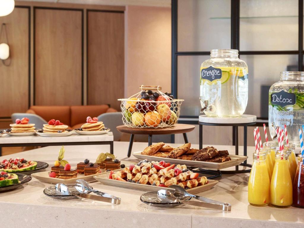 Novotel Cambridge North - Resim 37