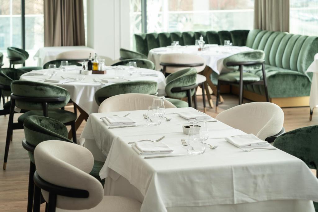 New Belgrade Premium Hotel - Resim 14