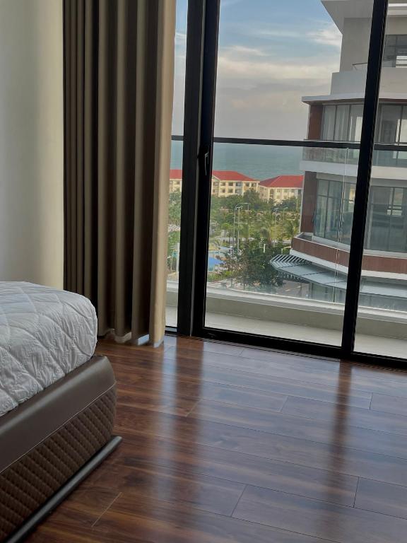 Phòng Deluxe Giường Đôi Với Ban Công và Tầm Nhìn Ra Biển