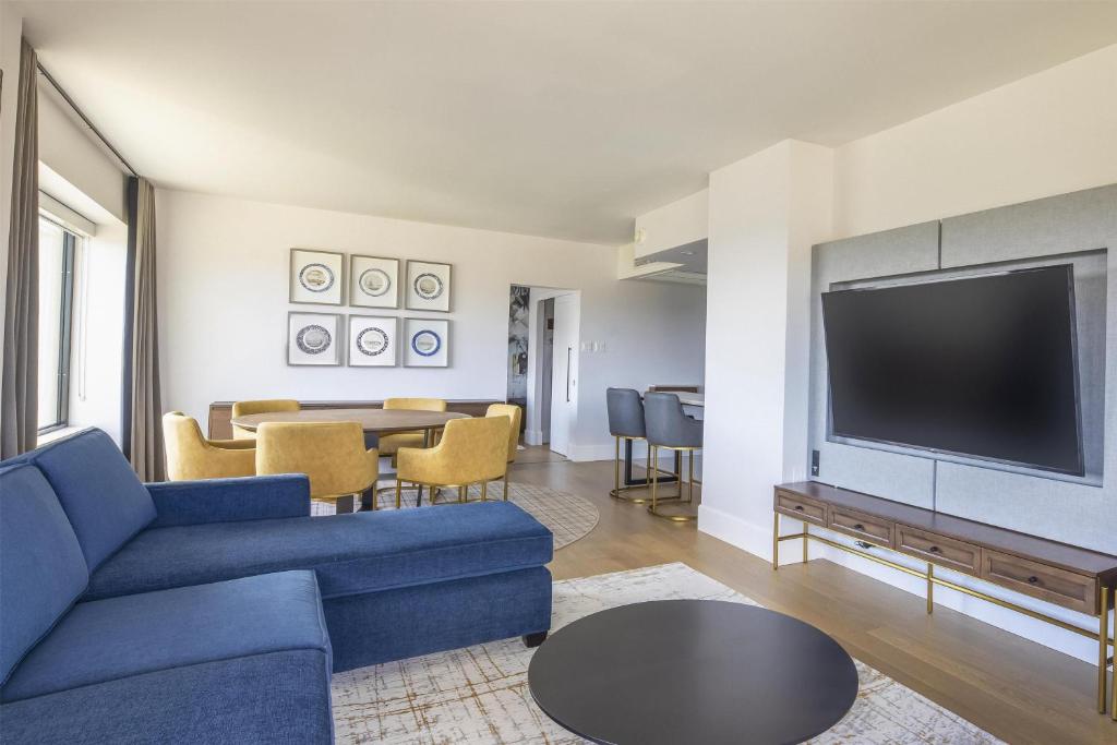 
Premium Suite River View
