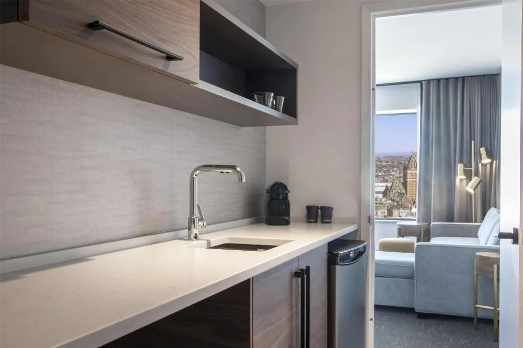 Junior King Suite
