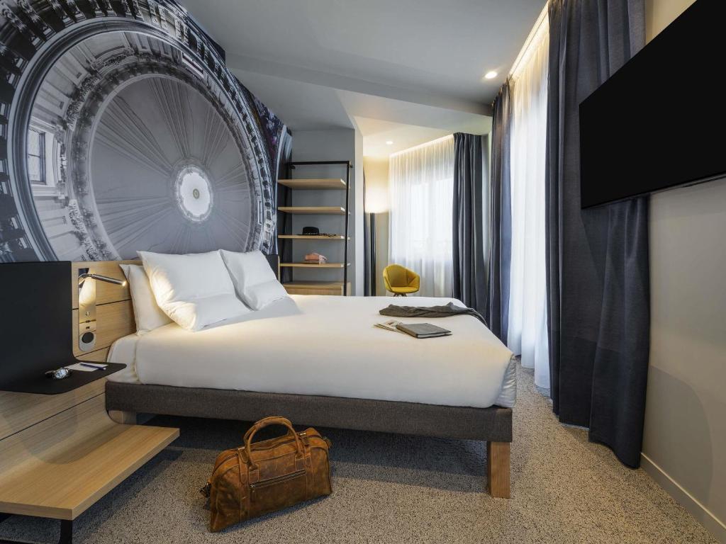 Novotel Paris 20 Belleville - Resim 15