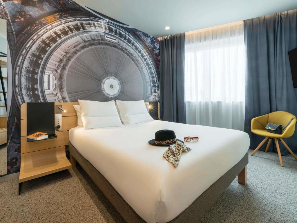 Novotel Paris 20 Belleville - Resim 29