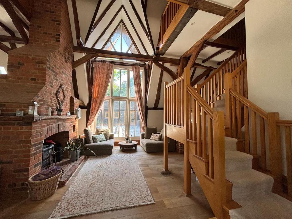 Barn Retreat - Sleeps 14 Swimming Pool & Hot Tub, Selling (opdaterede ...