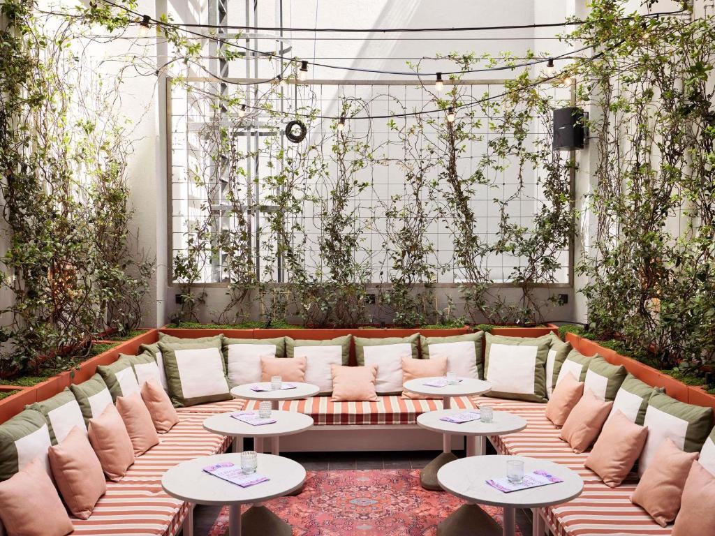 Mama Shelter Lisboa - Resim 6