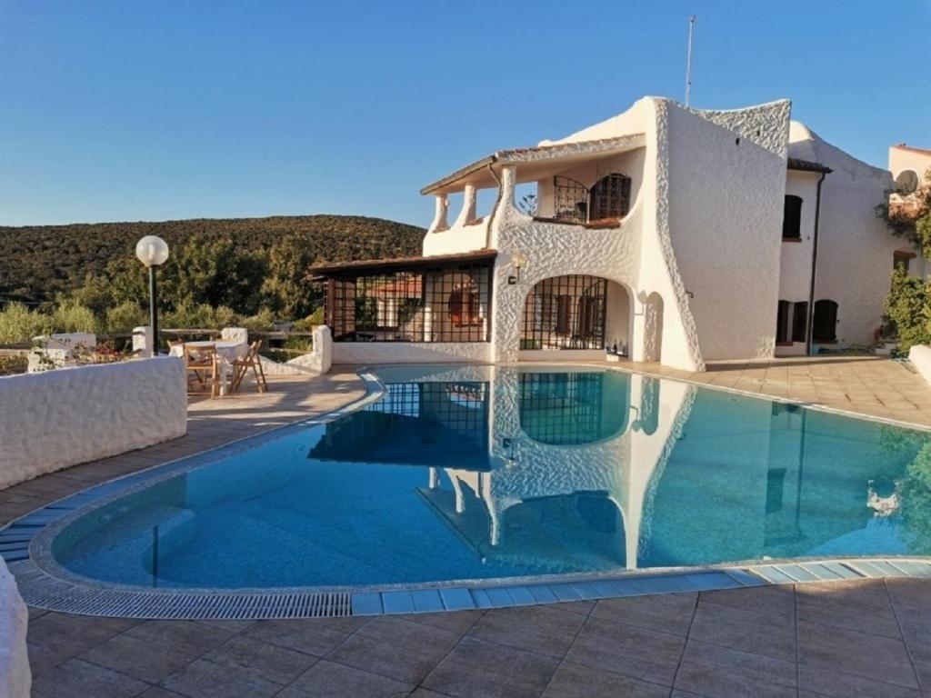 Gallery image of Sant'Antioco island Sea View an Exclusive Villa by the Sea with extra Privacy & Care in Maladroxia