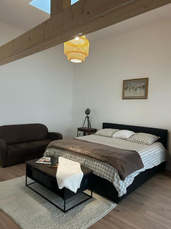 Maison Colmar, spacieuse, accueillante , confortable au calme – photo 7