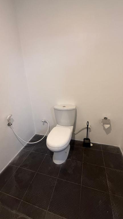 Ocean Air Guesthouse and Villa Weligama - MINUTE TO WAVES - 12