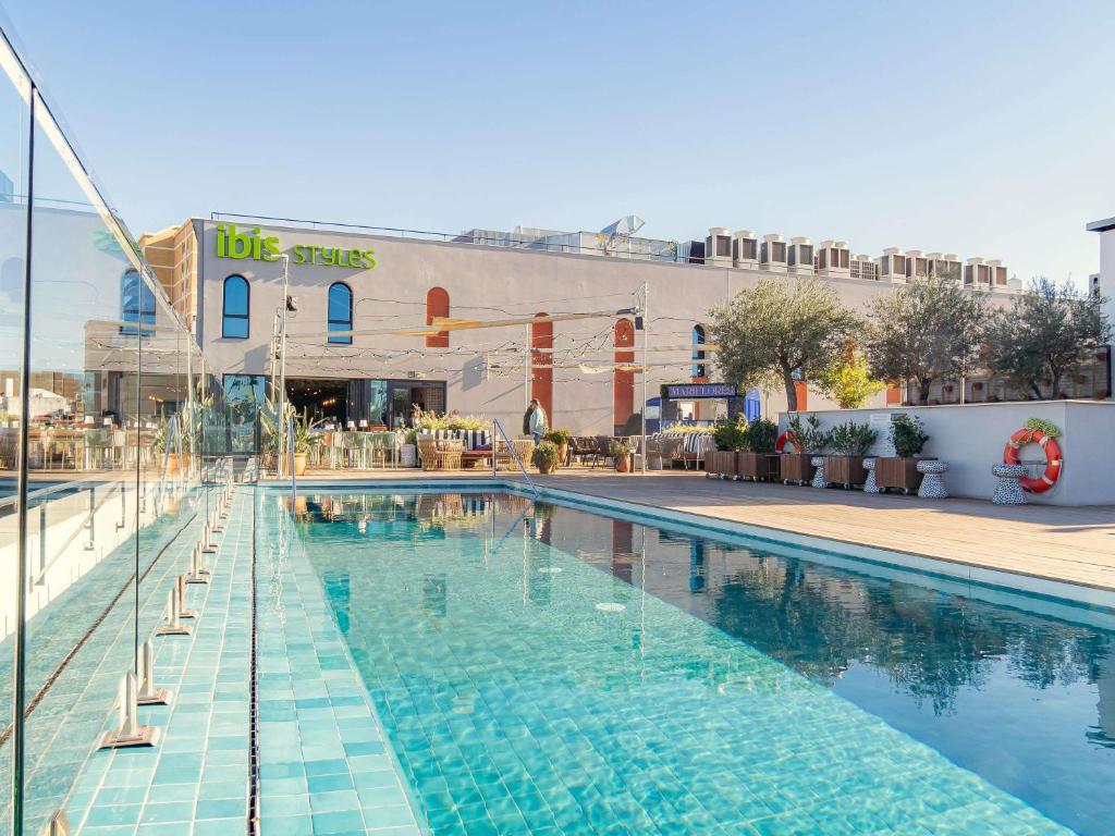 Ibis Styles Sevilla City Santa Justa - Resim 28