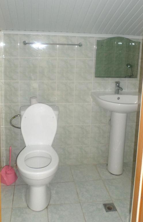 Koupelna v ubytování Guest House Seno