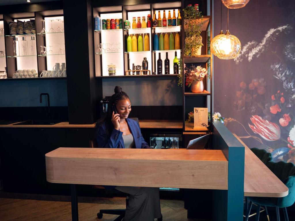 Ibis Styles Paris Batignolles - Resim 7