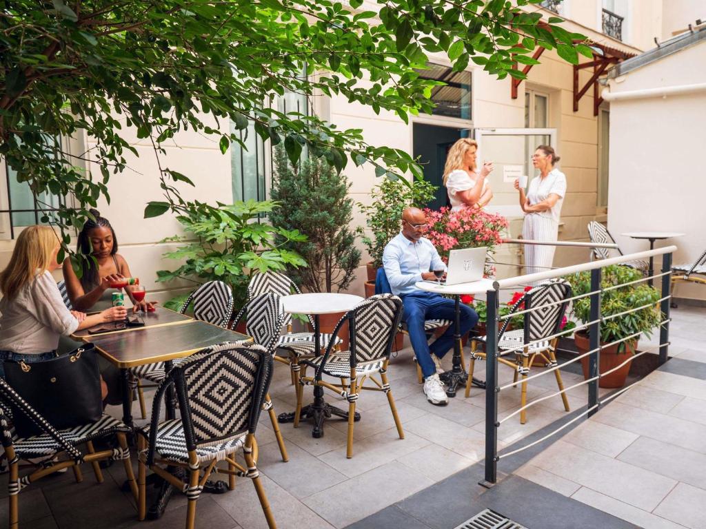 Ibis Styles Paris Batignolles - Resim 8