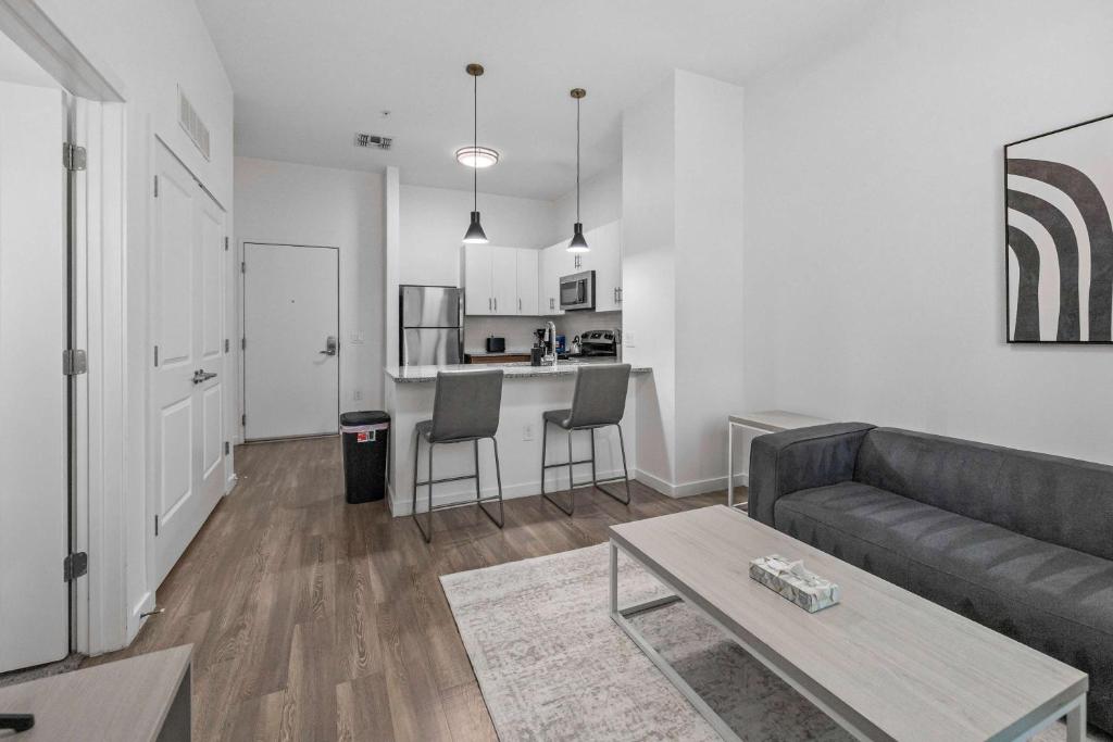 Boulevard Stays Modern Tempe 1BR ASU Pool Gym 02, Tempe (updated prices ...