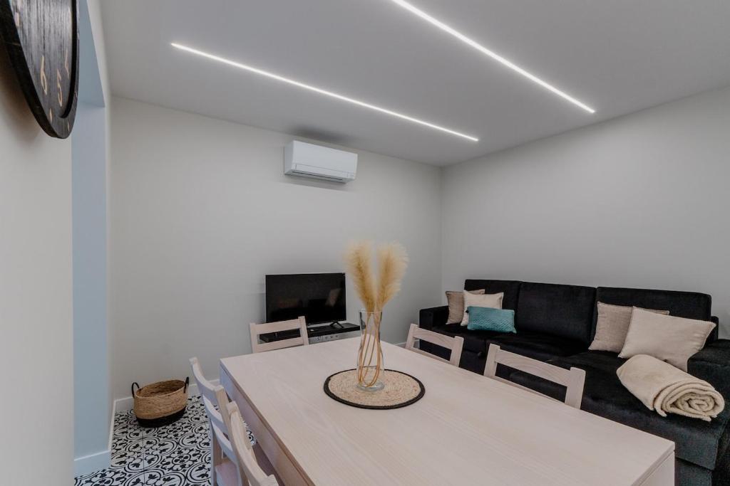 Renovated cozy apartment - 3D
