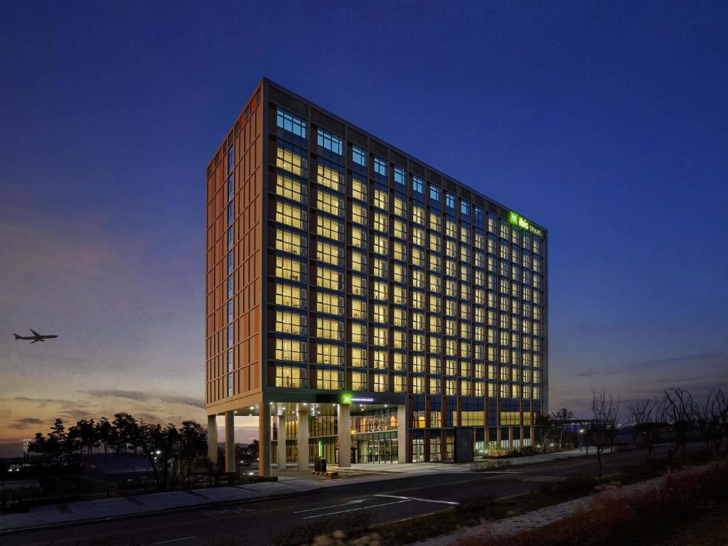 ibis Styles Ambassador Incheon Airport T2, Incheon