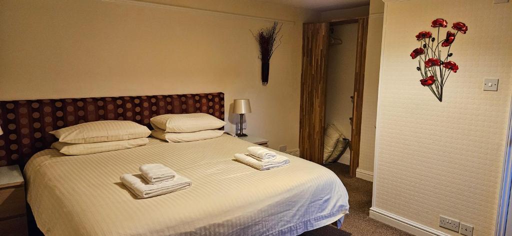 Edward Hotel - Super King Double Room
