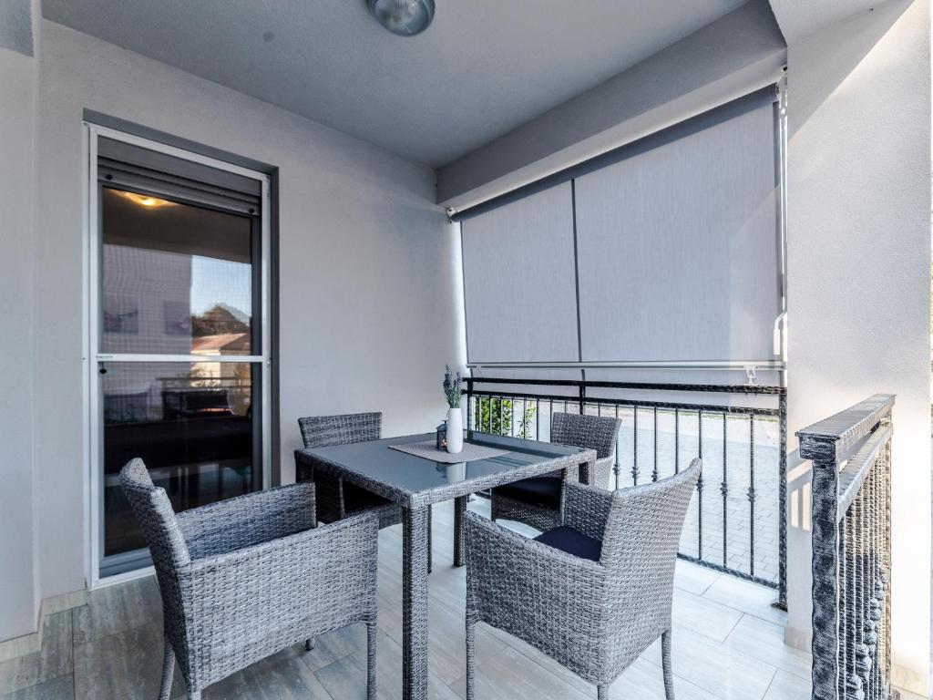 Posedenie v ubytovaní Apartmani Villa Adriatic