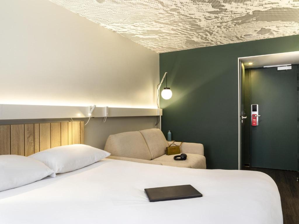 ibis Paris Nation Davout - Standard Room With Two Double Beds