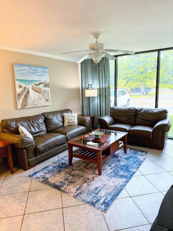 Gallery image of Cozy Retreat King Bed Fast Wi-Fi Beach in Biloxi