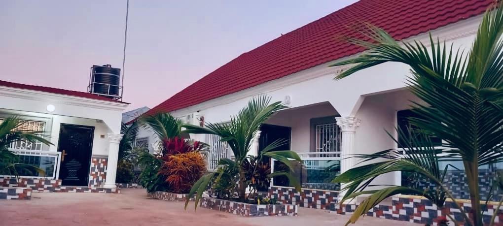 Zahrada ubytování Jawara Kunda Apartments