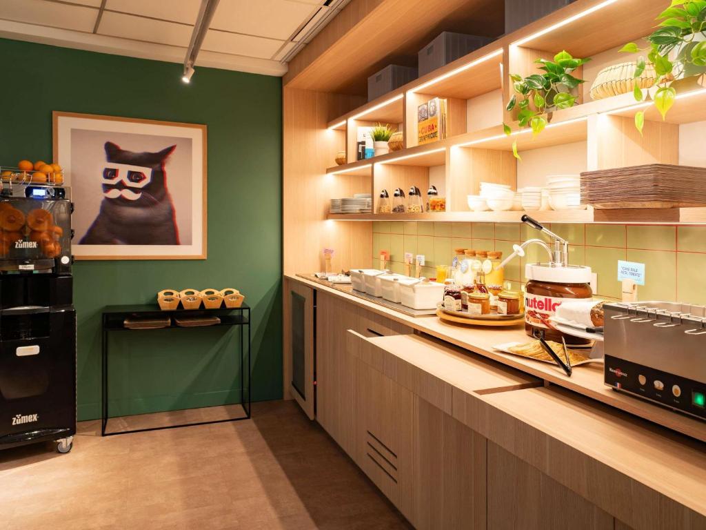 ibis Styles Bordeaux Centre Gare - Resim 7