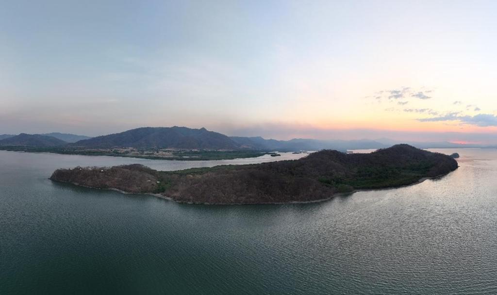 Un paisaje natural cerca de la villa