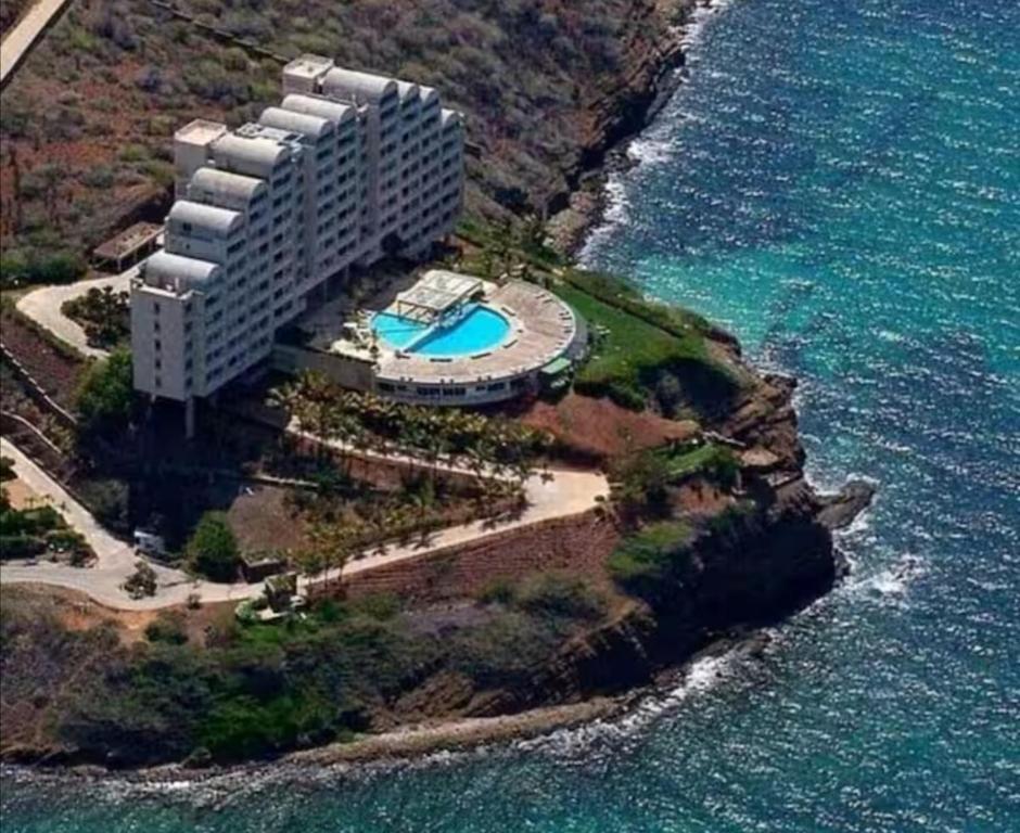 Πισίνα στο ή κοντά στο Privileged area overlooking the sea