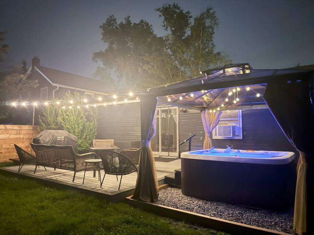Vibing Hudson Retreat Pet-Friendly w Hot Tub, Hudson (ενημερωμένες ...