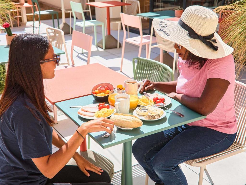 ibis Styles Marseille Palais des Congrès Vélodrome - Resim 31