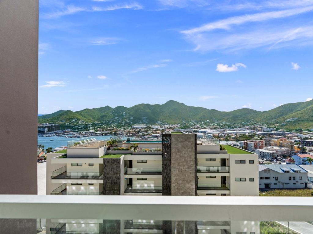 The Hills Residence - Apartamento Con Balcón