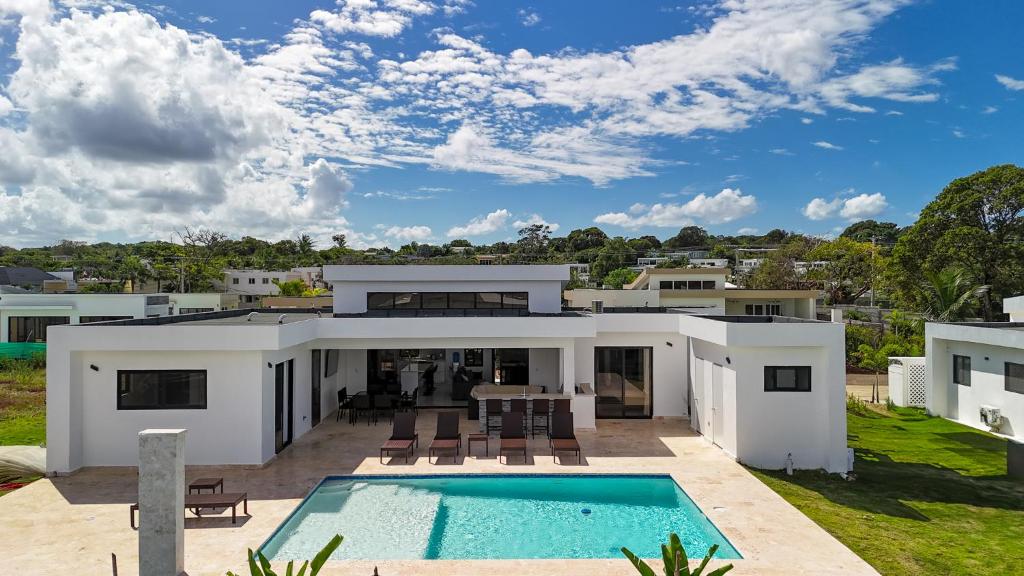 Πισίνα στο ή κοντά στο Luxury Villa, Pool & Prime Location
