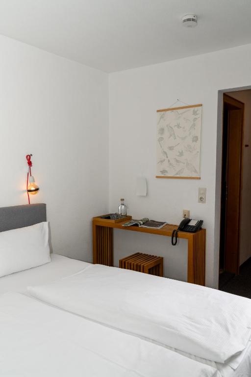 Der Hirschen - Mini Double Room With Balcony