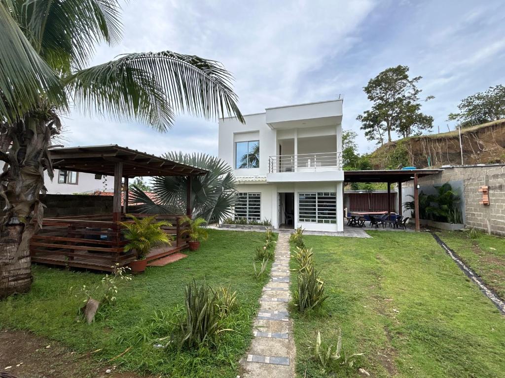 Vườn quanh Villa Victoria Necoclí