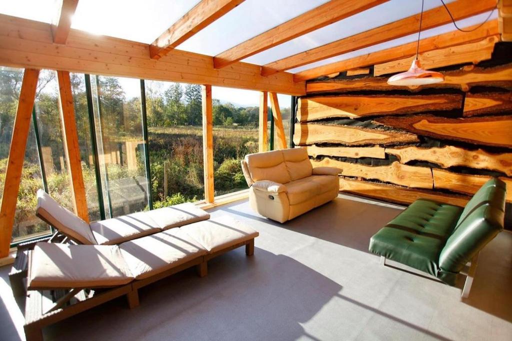 Χώρος καθιστικού στο Domek Sauna na Slamáku
