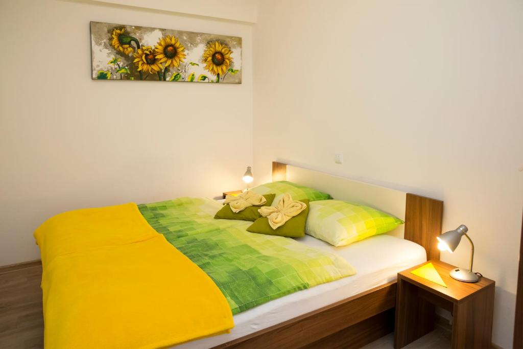 Postel nebo postele na pokoji v ubytování Accommodation Resman