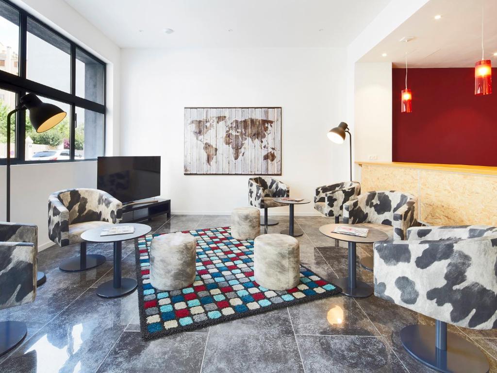 Kyriad Marseille Blancarde - Timone - Resim 31