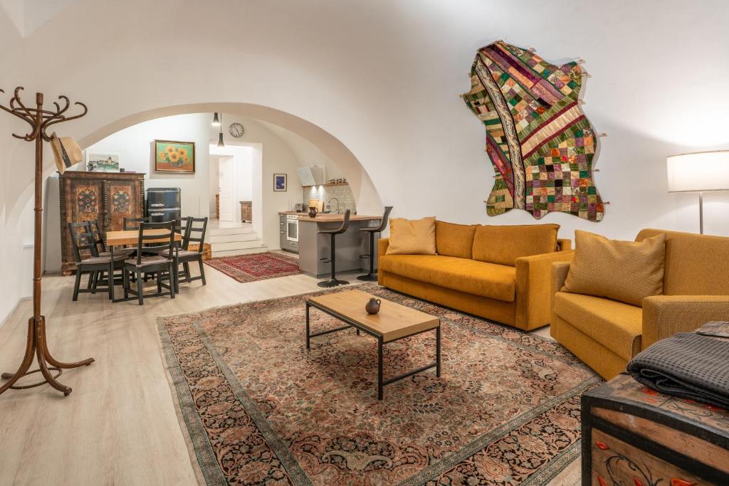 Χώρος καθιστικού στο Altes Salzgewölbe Badgasse