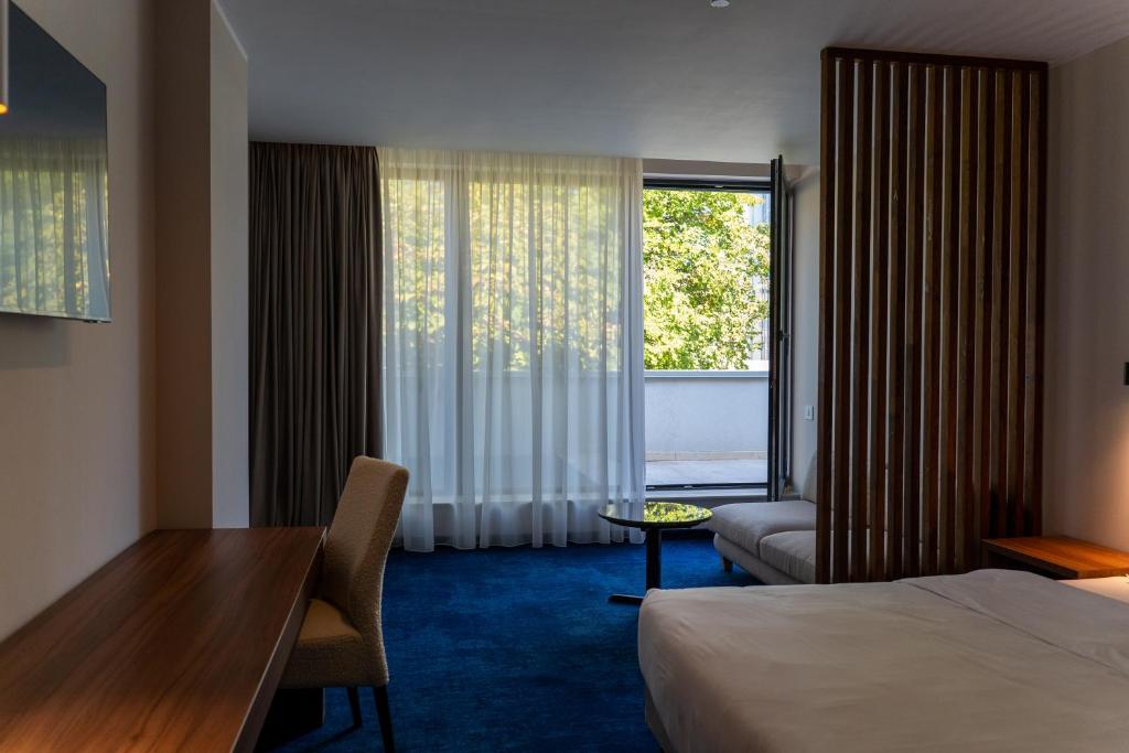 Embassy Romana - Resim 2