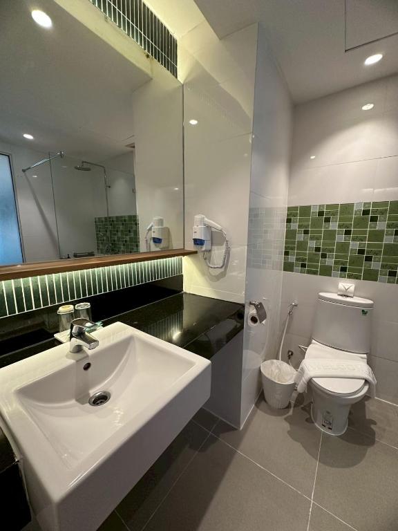 Baan Karon Resort - 9