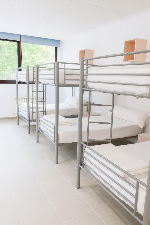 Albergue Pundak Valle del Jerte - 6ベッド男女共用ドミトリールーム