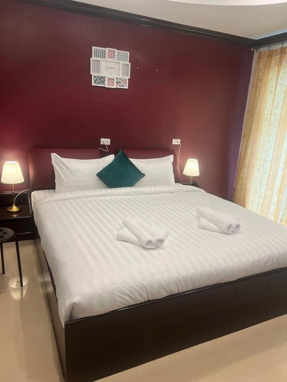 SVAH Boutique Patong - Resim 11