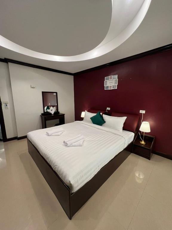 SVAH Boutique Patong - Resim 12