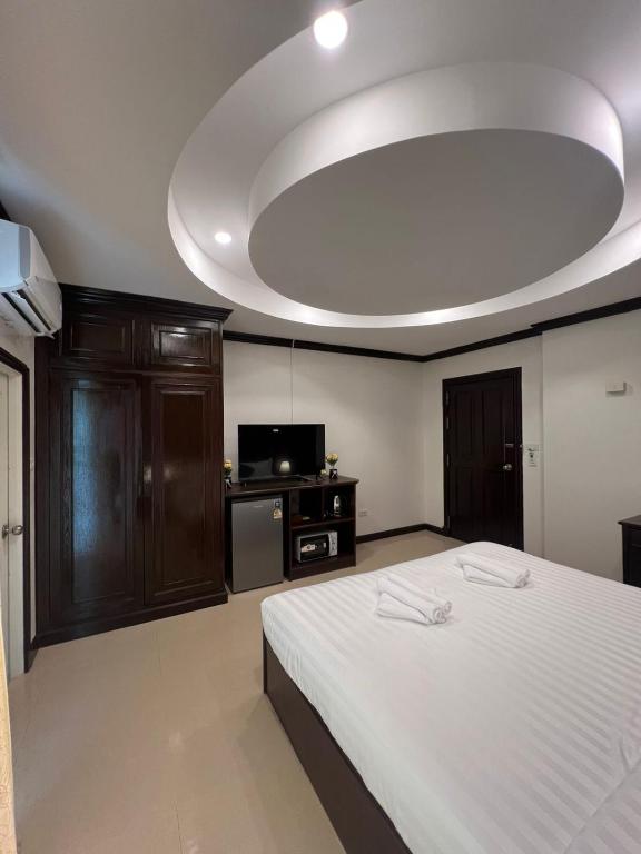 SVAH Boutique Patong - Resim 13