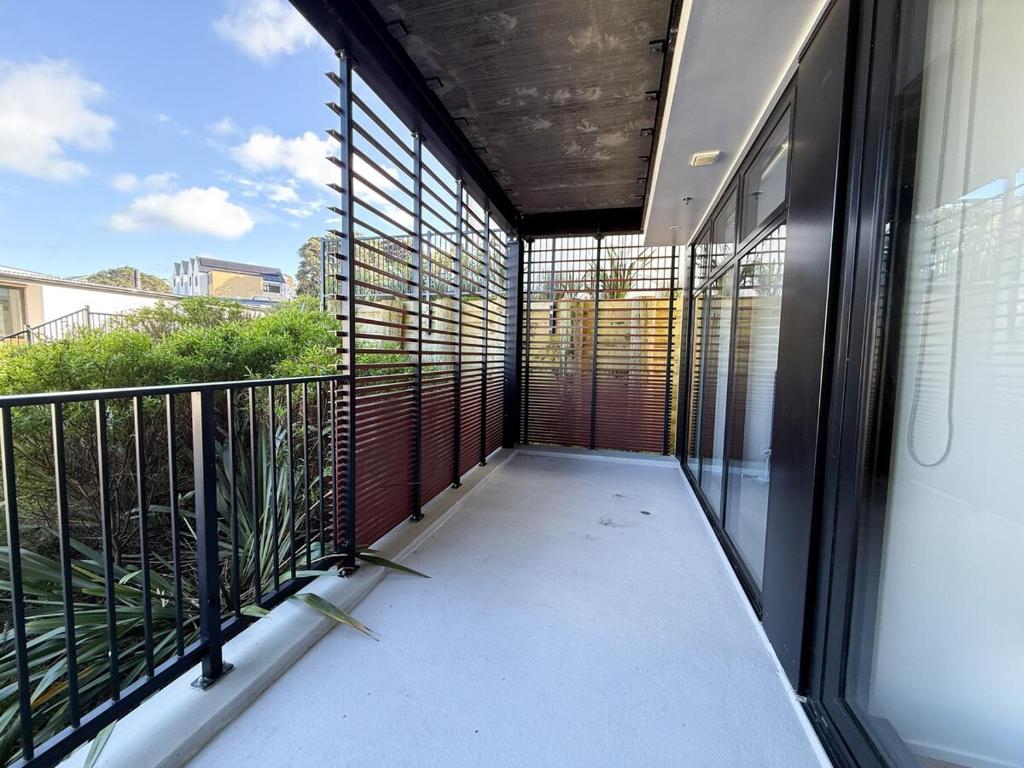 Urban Erskine-Bright and Modern 2 bedrooms apartment - Resim 16